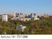 Жилой район Верхние Печёры в Нижнем Новгороде (2023 год). Стоковое фото, фотограф Иван Дуплик / Фотобанк Лори