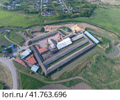 Top view of a small factory for firing bricks. Стоковое фото, фотограф Леонид Еремейчук / Фотобанк Лори