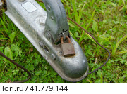 Trailer lock attachment to the vehicle. Стоковое фото, фотограф Елена Гломаздо / Фотобанк Лори