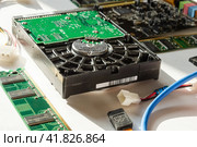 HDD 3.5 inch computer hard drive. Urgent repairs recovery of lost data. Recovery and fix HDD at repair shop. Стоковое фото, фотограф Константин Григорьев / Фотобанк Лори