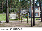Веревочный парк «Окунёвая» - самый новый в сети норвежских парков "Norway Park"  на базе отдыха «Окунёвая». пос. Озерки. Выборгский район. Ленинградская область (2023 год). Редакционное фото, фотограф Сергей Афанасьев / Фотобанк Лори