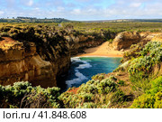 Loch Ard Gorge is part of Port Campbell National Park on Great Ocean Road, Victoria, Australia (2009 год). Стоковое фото, фотограф VittoriaChe / Фотобанк Лори