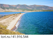 Lake Baikal in autumn. View of the bay from Cape Uyuga. Стоковое фото, фотограф Виктория Тельминова / Фотобанк Лори