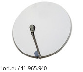 Спутниковая параболическая телевизионная антенна с усилителем сигнала. Satellite dish antenna isolated on white background. Стоковое фото, фотограф Татьяна Д / Фотобанк Лори