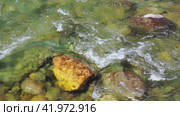 \video of water and stones ofAltai river Bashkaus. Camera looks down. Стоковое видео, видеограф Сергей Пристяжнюк (Serg Zastavkin) / Фотобанк Лори