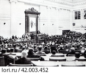 Заседание Государственной думы Российской империи VI созыва (15.11.1912 – 6.10.1917) в Таврическом Дворце. Санкт-Петербург, 1915 год. Редакционное фото, фотограф Сергей Елизарьев / Фотобанк Лори