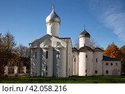 Ancient churches on Yaroslav's courtyard (2022 год). Стоковое фото, фотограф Юлия Бабкина / Фотобанк Лори