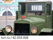Выставке исторической техники на мероприятие в честь 80-летия полного освобождения Ленинграда от фашистской блокады на Дворцовой площади (2024 год). Редакционное фото, фотограф Евгений Кашпирев / Фотобанк Лори