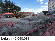 Дорожники ремонтируют улицу Ленина в Тюмени (2023 год). Редакционное фото, фотограф Анатолий Матвейчук / Фотобанк Лори