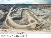 Гранитный карьер. Стоковое фото, фотограф Сергей Крамарев / Фотобанк Лори