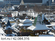 Вернисаж. Измайловский Кремль. Москва (2012 год). Редакционное фото, фотограф lana1501 / Фотобанк Лори