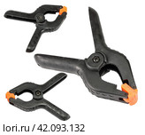 Пластмассовые зажимы на белом фоне. C clamps on white background. Стоковое фото, фотограф Татьяна Д / Фотобанк Лори