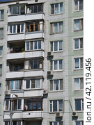 Девятиэтажный шестиподъездный панельный жилой дом серии II-49Д. Построен в 1977 году. Химкинский бульвар, 14, корпус 1. Район Северное Тушино. Москва (2014 год). Редакционное фото, фотограф lana1501 / Фотобанк Лори