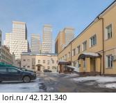 Монастырь Святого Франциска Ассизского Издательство Шмитовский пр-д, 2 Москва Россия (2024 год). Редакционное фото, фотограф Владимир Чинин / Фотобанк Лори