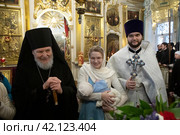 Епископ Балашихинский и Орехово-Зуевский Николай после литургии в Николо-Архангельском храме Балашихи (2024 год). Редакционное фото, фотограф Дмитрий Неумоин / Фотобанк Лори