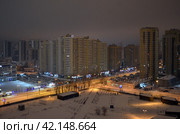 Екатеринбург. Красивый городской пейзаж ночью в районе улиц Щорса и 8-ого марта . Редакционное фото, фотограф Сергеев Валерий / Фотобанк Лори