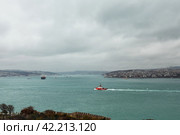 Panoramic view on Bosphorus. Istanbul, Turkey (2023 год). Стоковое фото, фотограф Знаменский Олег / Фотобанк Лори