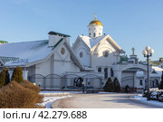 Minsk Theological Academy exterior on a sunny day (2024 год). Редакционное фото, фотограф EugeneSergeev / Фотобанк Лори