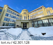 МАРХИ, кафедра живописи. Россия, город Москва, улица Рождественка, дом 11/4 корпус 1 строение 4. Редакционное фото, фотограф Овчинникова Ирина / Фотобанк Лори