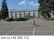 Павильон №230 "Дирекция ГАО ВВЦ корпус № 1". ВДНХ. Москва (2012 год). Редакционное фото, фотограф lana1501 / Фотобанк Лори