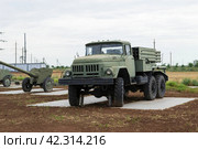 Боевая машина, реактивная система залпового огня 9К55 "Град-1", ракетная техника. Волгоградская область, Средняя Ахтуба, Россия. (2022 год). Редакционное фото, фотограф Андрей Цыганков / Фотобанк Лори