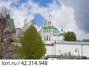 Киево - Печерская лавра весной. Киев. Украина (2019 год). Стоковое фото, фотограф Дмитрий Сакретарев / Фотобанк Лори
