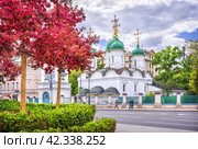 Церковь Троицы Живоначальной в Листах, улица Сретенка, Москва (2023 год). Стоковое фото, фотограф Baturina Yuliya / Фотобанк Лори