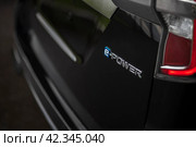 KRASNOYARSK, RUSSIA - July 17, 2023: Black Nissan Serena. Редакционное фото, фотограф Плотников Дмитрий / Фотобанк Лори