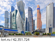 Московский международный деловой центр «Москва-Сити» с Краснопресненской набережной. ЦАО г. Москвы (2022 г.) Редакционное фото, фотограф Вера Смолянинова / Фотобанк Лори