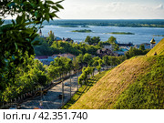 Зеленский съезд под стенами Нижегородского кремля (2023 год). Редакционное фото, фотограф Илья Старков / Фотобанк Лори