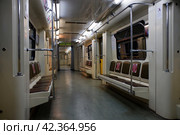 Интерьер поезда московского метро Русич. Interior of a Moscow metro train without passenger. Interior view. Стоковое фото, фотограф Александр Кузнецов / Фотобанк Лори