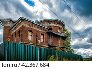 Охотничий домик Баташёвых (Досчатое, Нижегородская область) (2022 год). Редакционное фото, фотограф Илья Старков / Фотобанк Лори