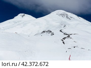 Panoramic view of the mount Elbrus (2021 год). Редакционное фото, фотограф Юлия Белоусова / Фотобанк Лори