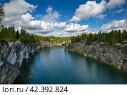 Ruskeala Marble Canyon. Стоковое фото, фотограф Юлия Белоусова / Фотобанк Лори