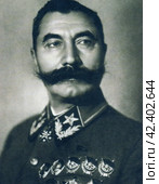 Семён Михайлович Будённый (1883-1973), советский военный деятель и полководец, один из первых Маршалов Советского Союза (1935). Командующий Первой конной армией РККА в годы Гражданской войны. Полный кавалер Георгиевского креста и Георгиевской медали. Редакционное фото, фотограф Сергей Елизарьев / Фотобанк Лори