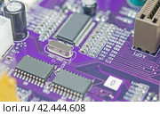 Микросхемы на печатной плате прибора. Circuit board macro as background. Стоковое фото, фотограф Татьяна Д / Фотобанк Лори