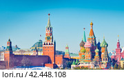 Вид на Московский Кремль в солнечный мартовский день. Москва. Россия (2024 год). Стоковое фото, фотограф E. O. / Фотобанк Лори