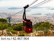 Toulon city and coastline from Faron mountain. Стоковое фото, фотограф Яков Филимонов / Фотобанк Лори
