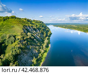 Bedrock outcrops on the river bank. Стоковое фото, фотограф Дмитрий Коростылев / Фотобанк Лори