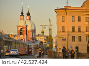 Солнечный весенний вечер в Санкт-Петербурге. Пантелеймоновская церковь (2013 год). Стоковое фото, фотограф Александр Алексеев / Фотобанк Лори