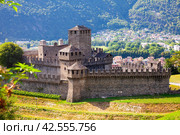 Medieval castle of Montebello on summer day. Bellinzona. Switzerland. Стоковое фото, фотограф Яков Филимонов / Фотобанк Лори