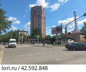 Двадцатипятиэтажный монолитно-кирпичный жилой дом индивидуального проекта. 2007 года постройки. Советская улица, 4, корпус 1. Город Реутов. Московская область (2023 год). Редакционное фото, фотограф lana1501 / Фотобанк Лори