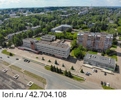 Вид с высоты на администрацию города Кирово-Чепецка (аэросъемка 2021 года) Стоковое фото, фотограф Владислав Самошкин / Фотобанк Лори