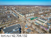 Вид с высоты на перекресток Лунчарского и проспекта Мира в Кирово-Чепецке (аэросъемка 2022 года) Редакционное фото, фотограф Владислав Самошкин / Фотобанк Лори