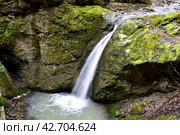 Водопад на ручье Коваленко, Адыгея. Стоковое фото, фотограф Оглоблин Андрей Николаевич / Фотобанк Лори