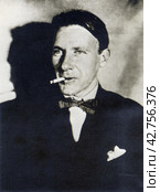 Булгаков Михаил Афанасьевич (1891—1940) — русский писатель, врач, драматург, театральный режиссёр и актёр. Автор романов, повестей, рассказов, пьес, киносценариев и фельетонов, написанных в 1920-е годы. 1926 год. Стоковое фото, фотограф Сергей Елизарьев / Фотобанк Лори