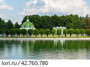 Павильон "Грот". Усадьба графа Петра Борисовича Шереметева.  Кусково. Москва (2019 год). Редакционное фото, фотограф Александр Щепин / Фотобанк Лори