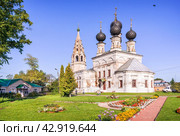 Церковь Воскресения Христова в Молвитино, село Сусанино, Костромская область (2019 год). Стоковое фото, фотограф Baturina Yuliya / Фотобанк Лори