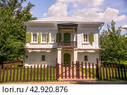 Historic house-fortress of the Zhuchenkovs in the village of Starocherkasskaya (2021 год). Редакционное фото, фотограф Анна Вигера / Фотобанк Лори