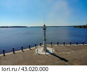 Вид с высоты на маяк в Омутнинске (аэросъемка 2020 года) Стоковое фото, фотограф Владислав Самошкин / Фотобанк Лори